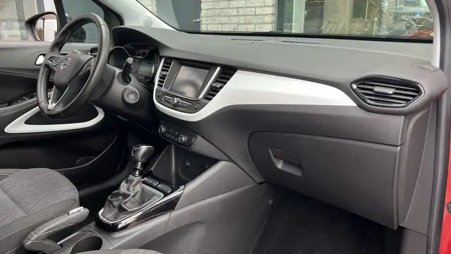 Opel Crossland X view 11