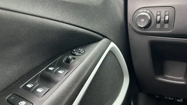 Opel Crossland X view 21