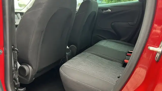 Opel Crossland X view 12