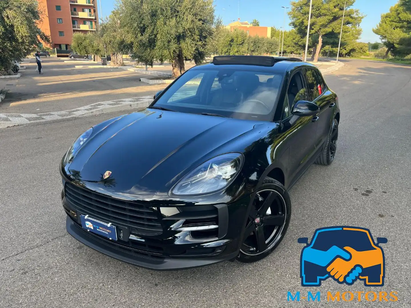 Porsche Macan 2.0 + TETTO Schwarz - 1
