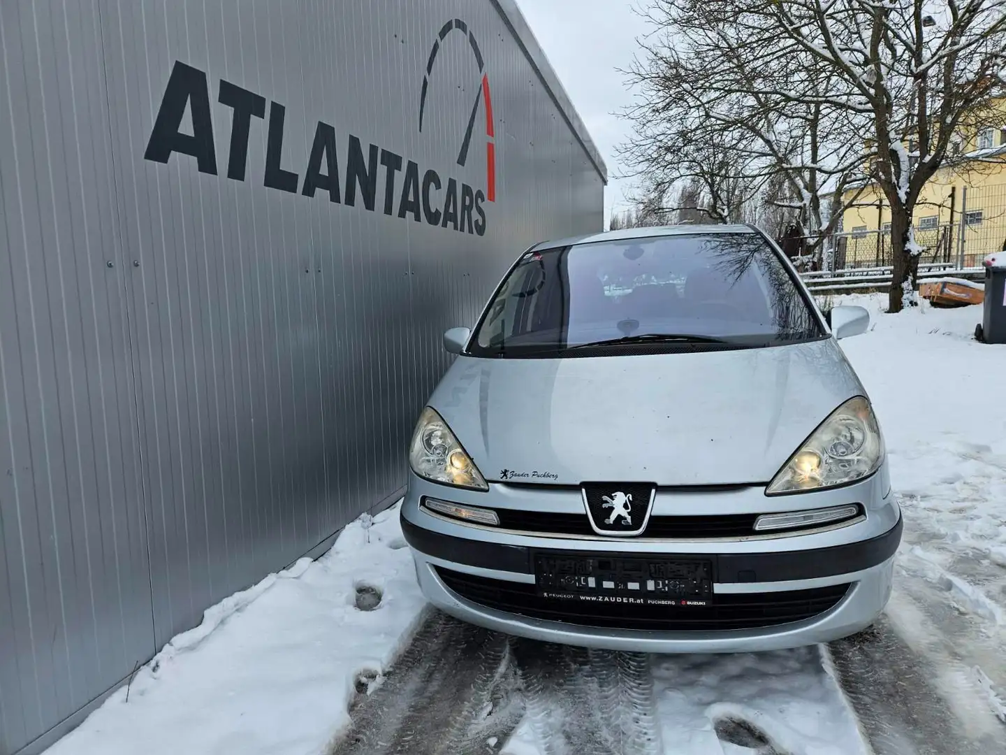 Peugeot 807 Esplanade Grau - 2