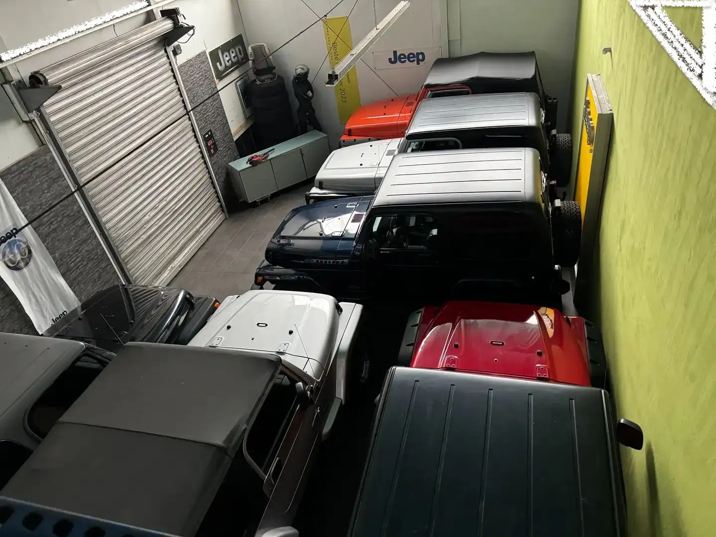 Jeep Wrangler 2.4 Liter,6.Gang ,ABS,Tempomat, Klimaanlage Schwarz - 2