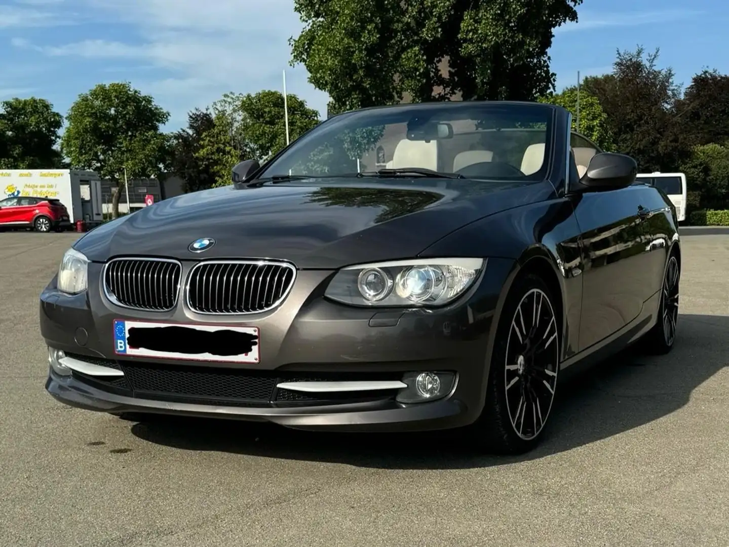BMW 325 325d DPF Cabrio Aut. Edition Exclusive Facelift Bruin - 1