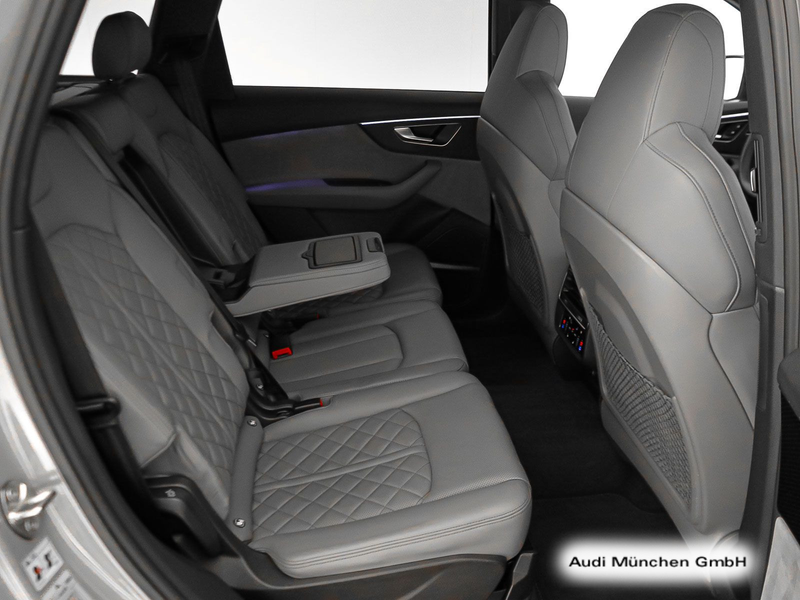 Audi SQ7 competition+ Pano/AHK/7-Sitze/Laser/Ass — photo 15