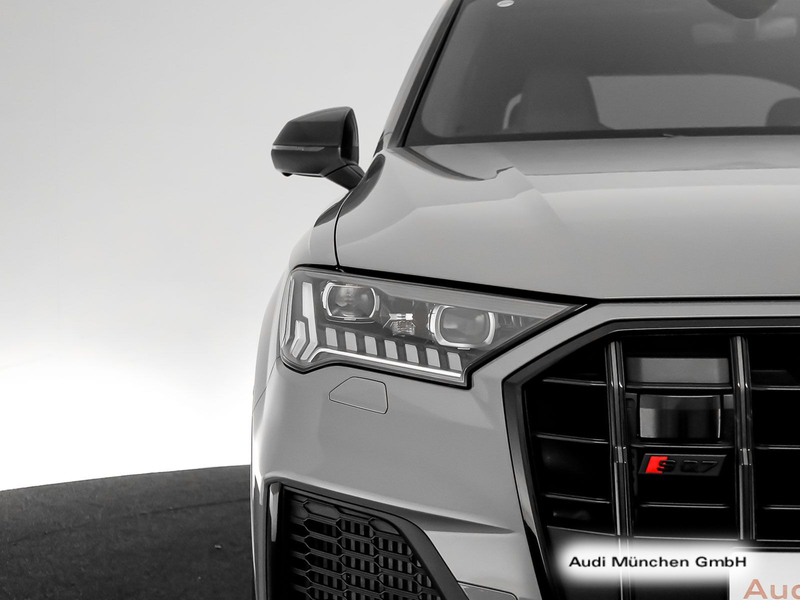 Audi SQ7 competition+ Pano/AHK/7-Sitze/Laser/Ass — photo 11