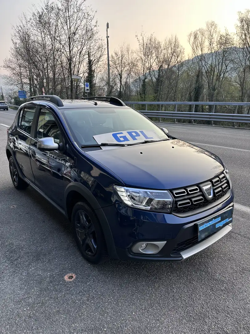 Dacia Sandero Stepway 0.9 tce Brave turbo Gpl s&s 90cv Azul - 1