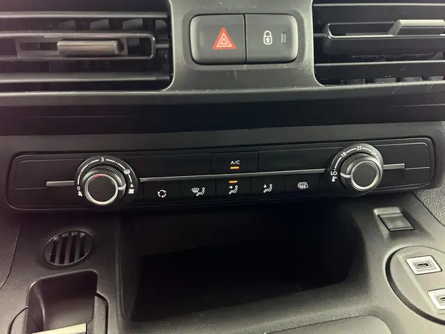 Peugeot Partner view 12