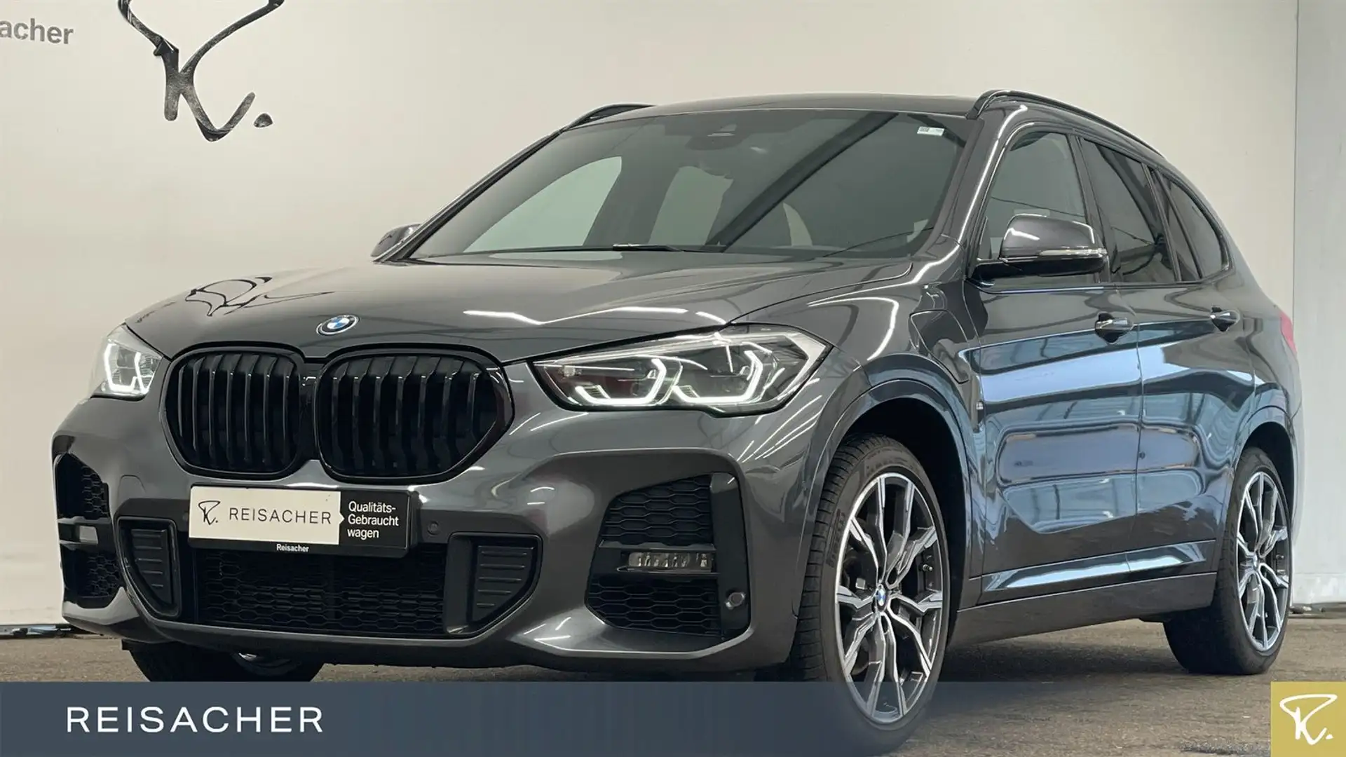 BMW X1 xDrive25e A M Sport AHK PDC HUD ACC HiFi 19" Grau - 1