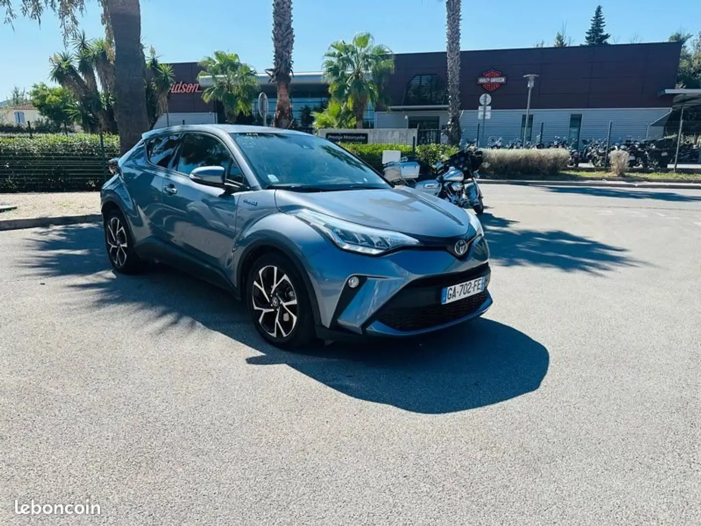Toyota C-HR Hybride 1.8L Distinctive Gris - 1