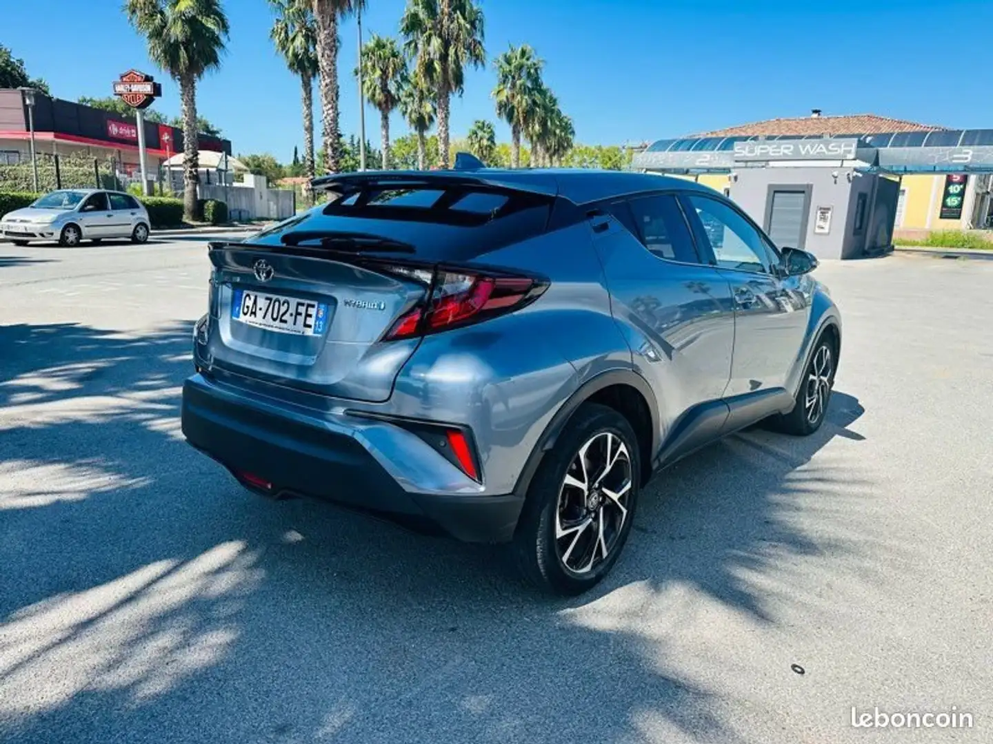Toyota C-HR Hybride 1.8L Distinctive Gris - 2