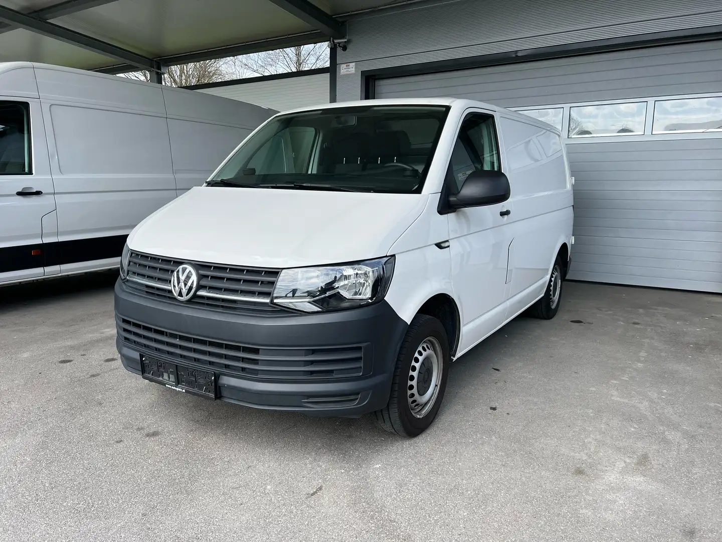 Volkswagen T6 Transporter 2,0 TDI Kastenwagen KOMFORT-PAKET CLIMATIC Bianco - 2