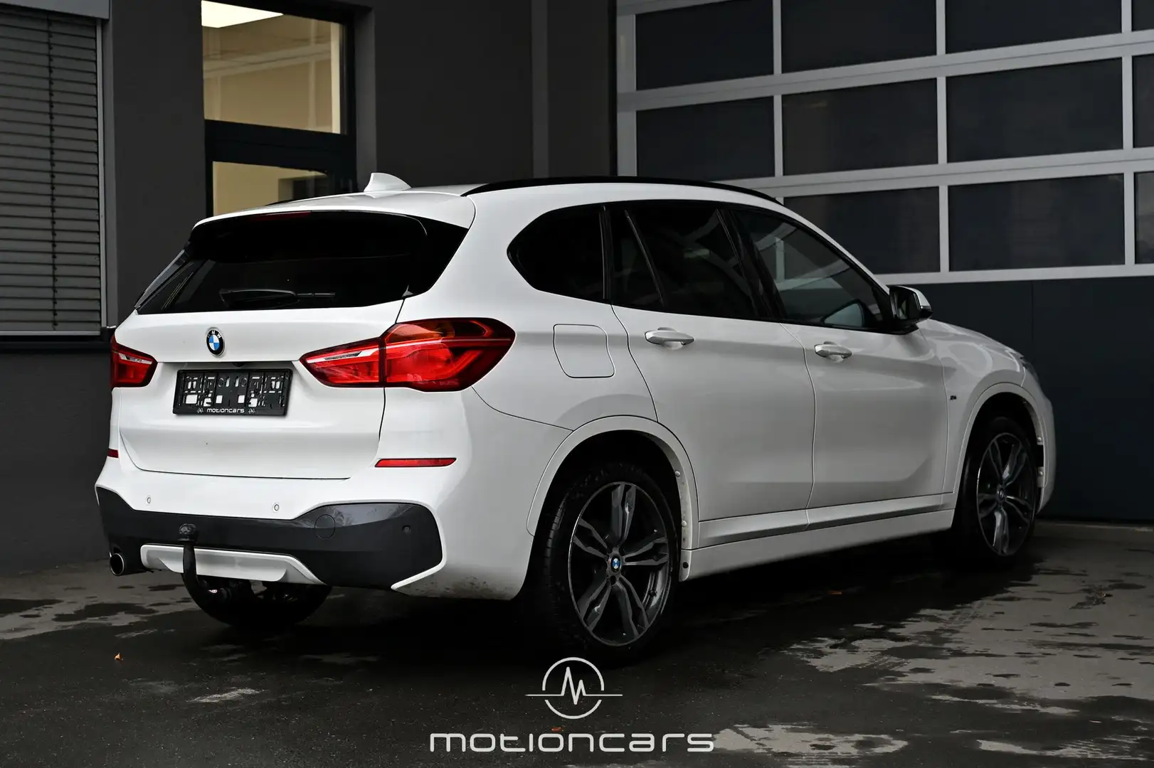BMW X1 xDrive18d M Sport Pickerl NEU Blanc - 2