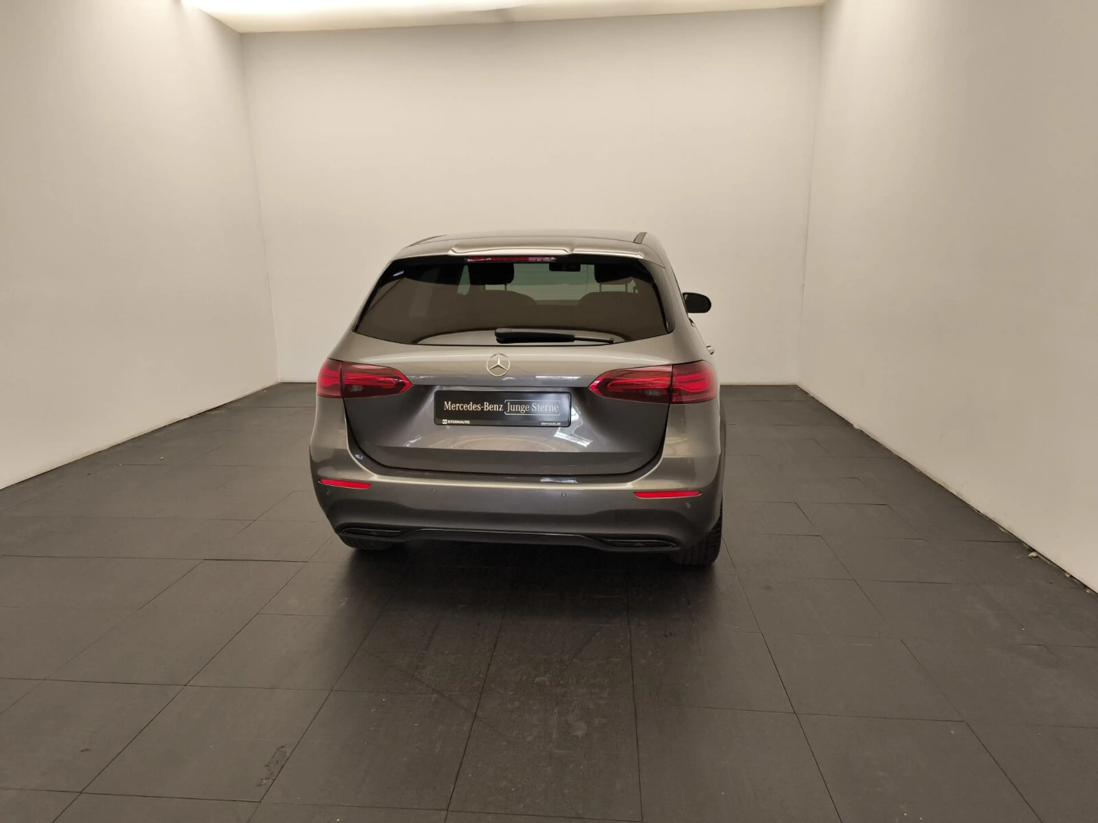 Mercedes-Benz B 220 B 220 d  Progressive Navi/Distronic/Keyless-Go/LED — photo 6