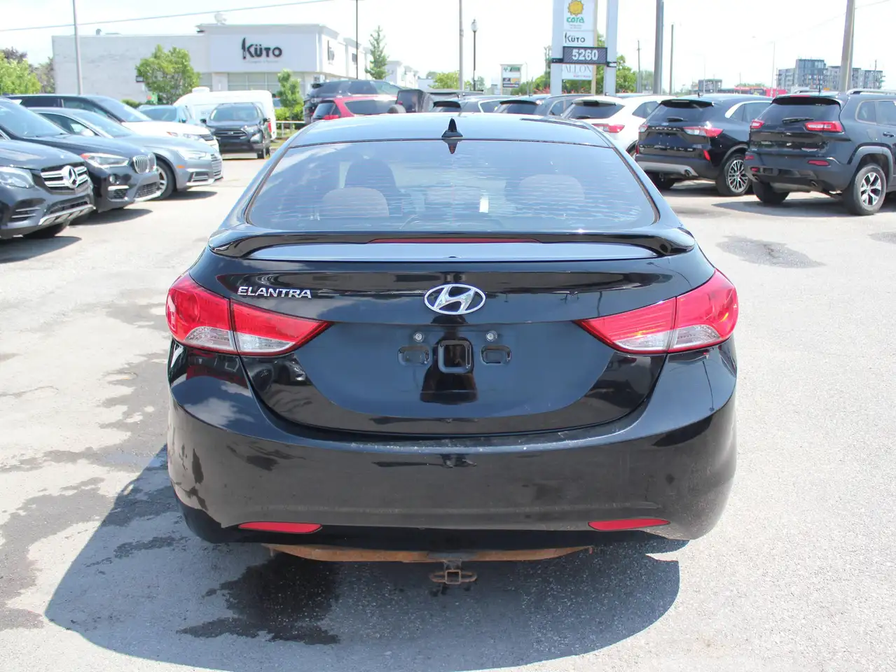 Hyundai ELANTRA fotografie Hyundai ELANTRA