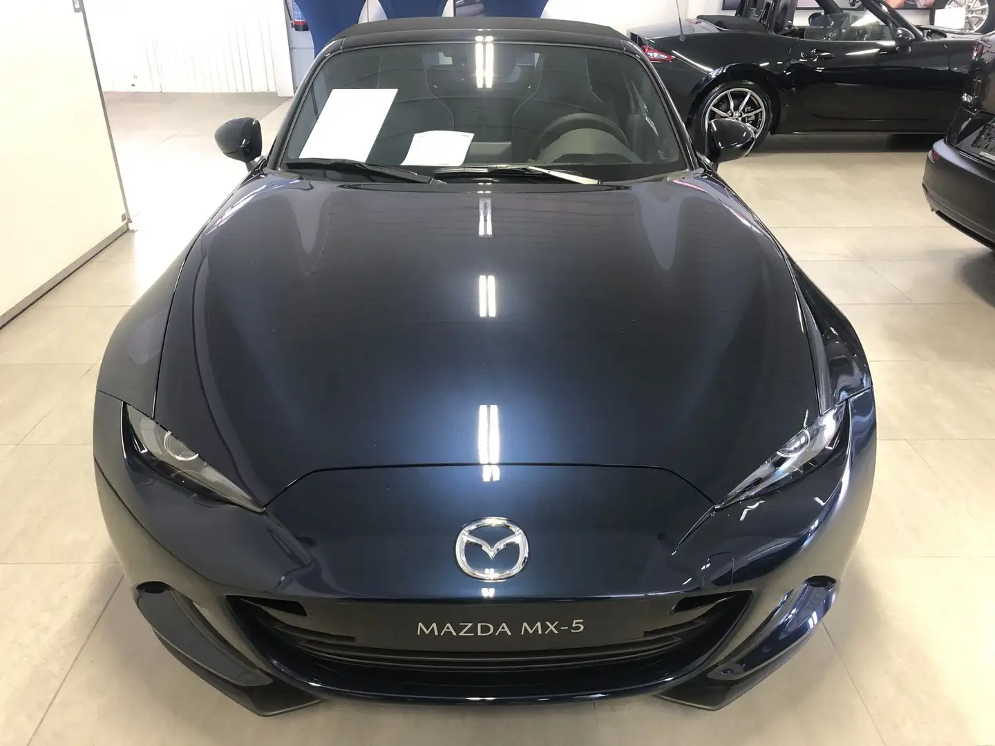 Mazda MX-5 Onmmiddellijk leverbaar! MX-5 Soft Top 1.5L SKYAC - 1