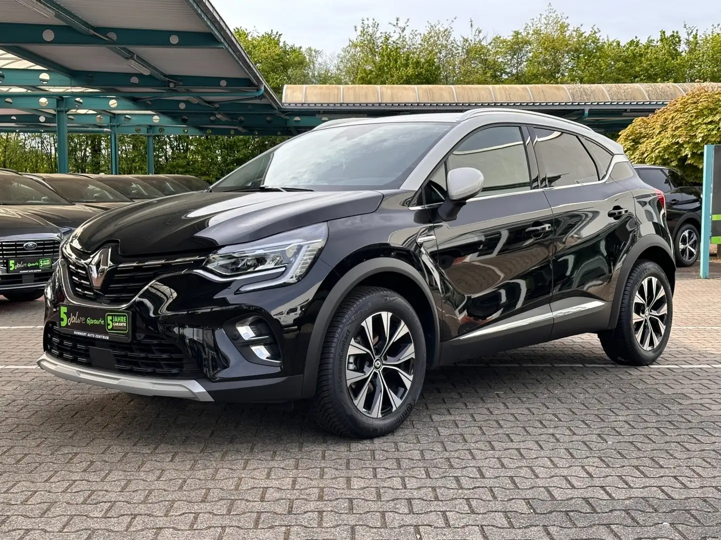 Renault Captur II 1.3 TCe Techno *AHK*beh.Lenk*Kamera*ACC Schwarz - 2