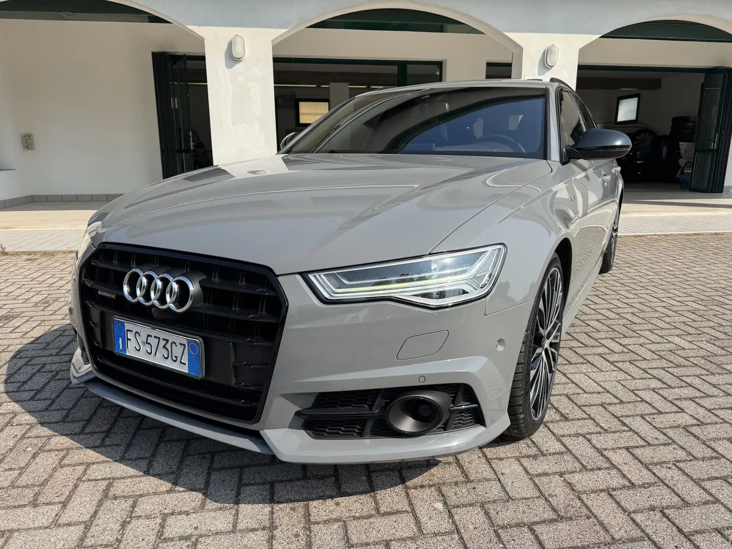 Audi A6 Avant COMPETITION - 326 CV - MEGA FULL Grigio - 2