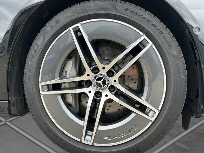 Mercedes-Benz E 450 d 4MATIC T-Modell AMG*AHV*Fahrassitenz — photo 5