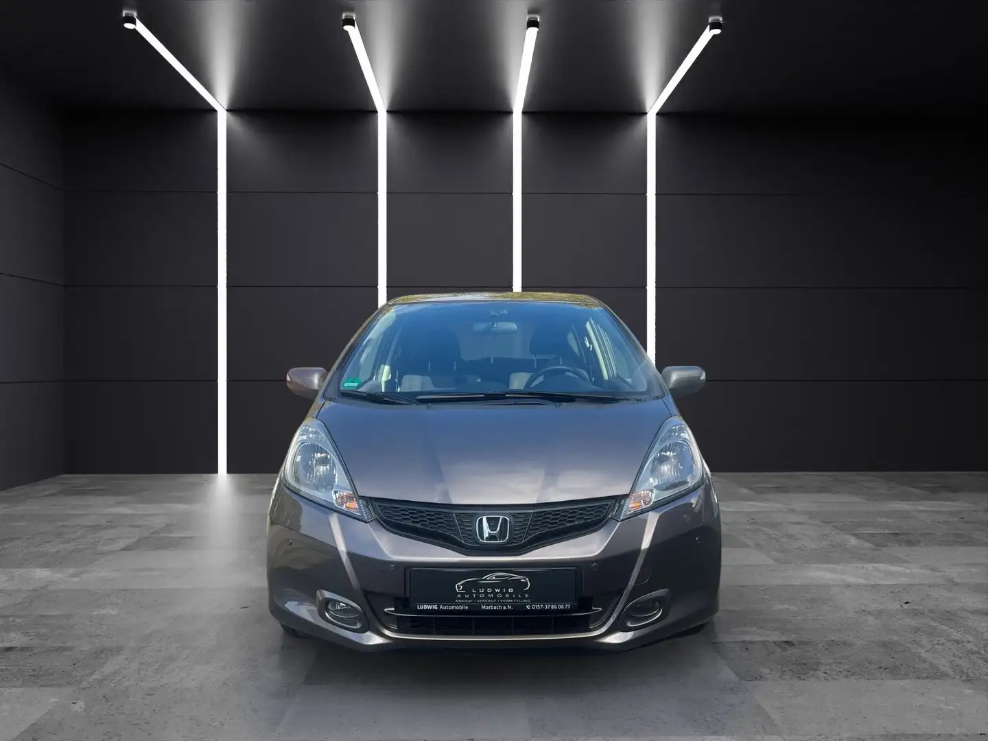 Honda Jazz 1.4 Comfort/ AUTOMATIK/PDC/1 HAND Brun - 2