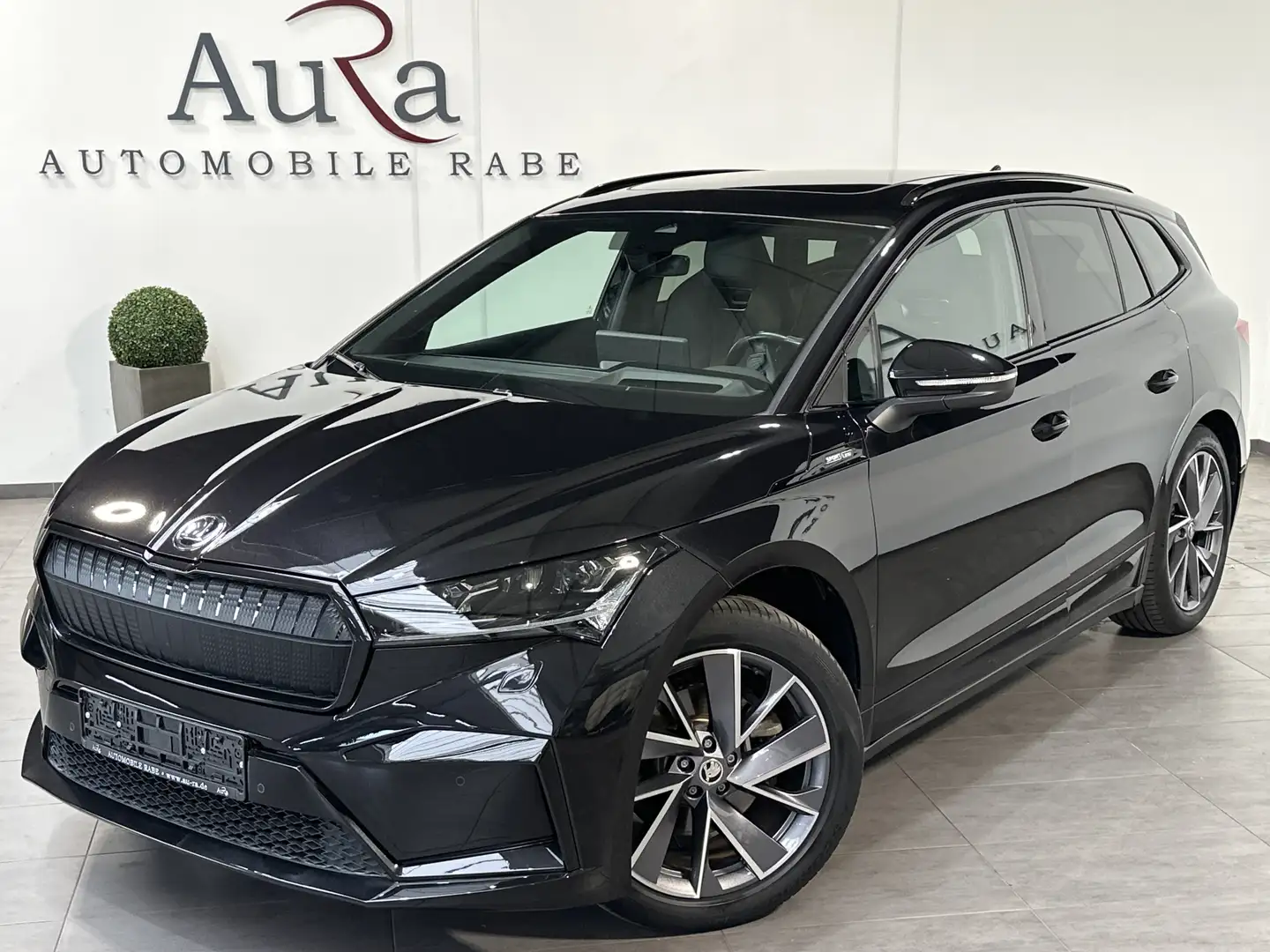 Skoda Enyaq IV 60 Sportline NAV+LED+PANORMA+CARPLAY+SH Schwarz - 1