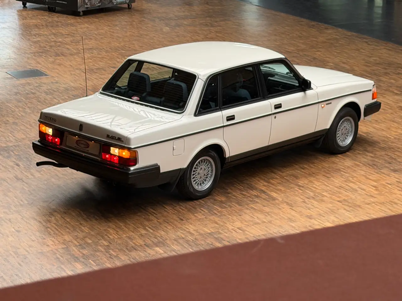 Volvo 240 GL, foto 9