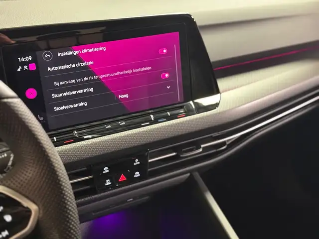 Volkswagen Golf view 26