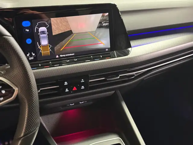Volkswagen Golf view 19
