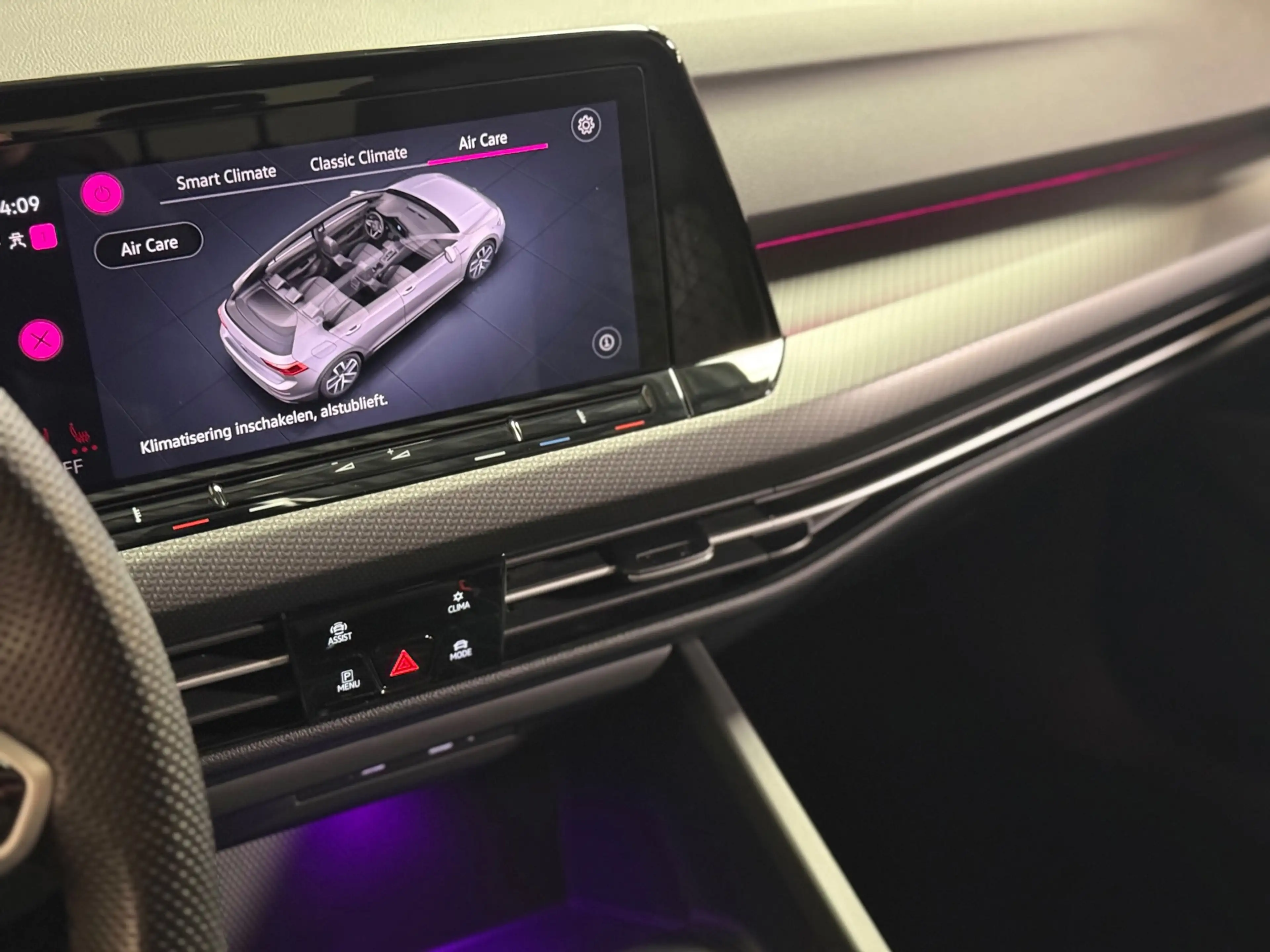 Volkswagen Golf 1.5 eTSI R-Line Edition | Pano | Keyless | Carplay — photo 25
