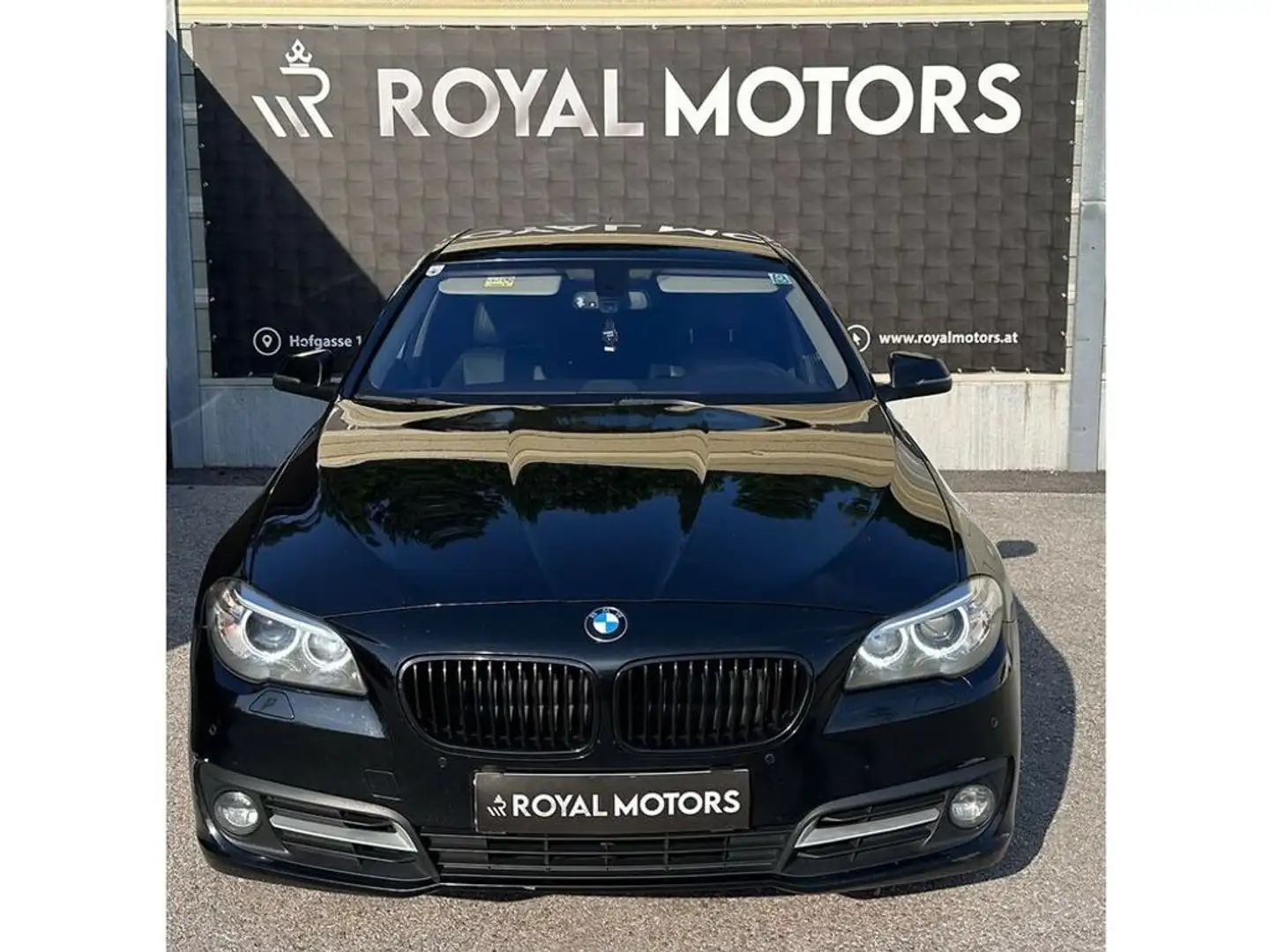 BMW 530 d xDrive Schwarz - 2