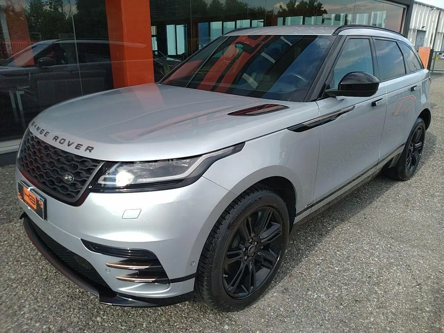 Land Rover Range Rover Velar RR Velar 2.0D I4 204 CV R-Dynamic SE Grijs - 1