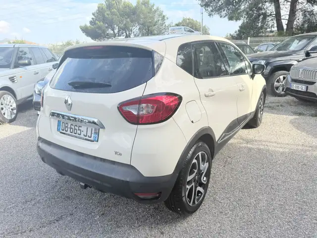 Renault Captur view 5