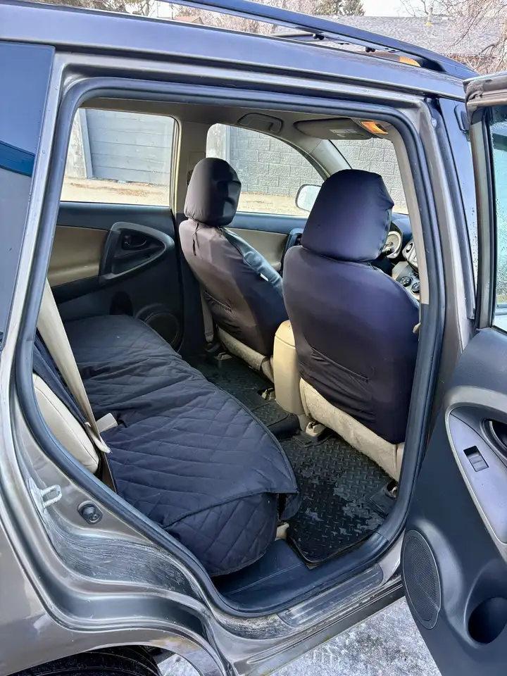 Toyota RAV 4 снимка Toyota RAV 4