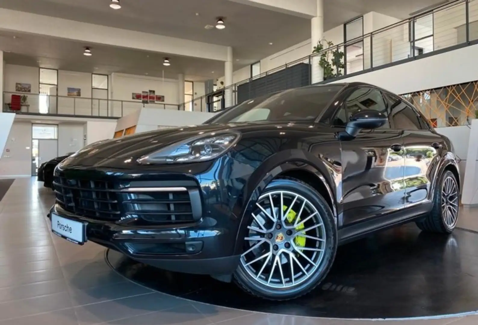Porsche Cayenne Coupé E-Hybrid Aut. Noir - 1