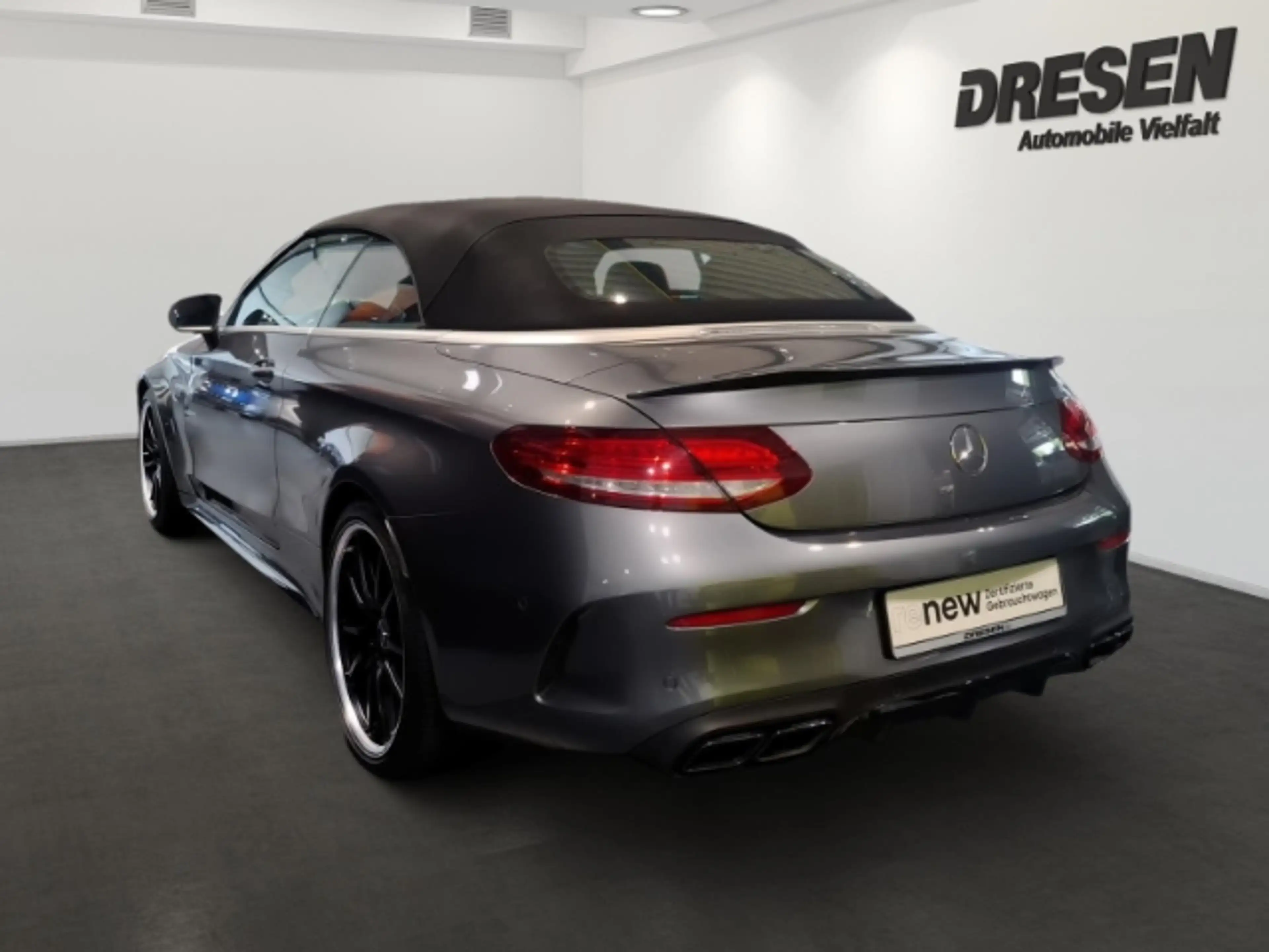 Mercedes-Benz C 63 AMG S Cabrio *BURMESTER*NAVI*360 Kamera — photo 4
