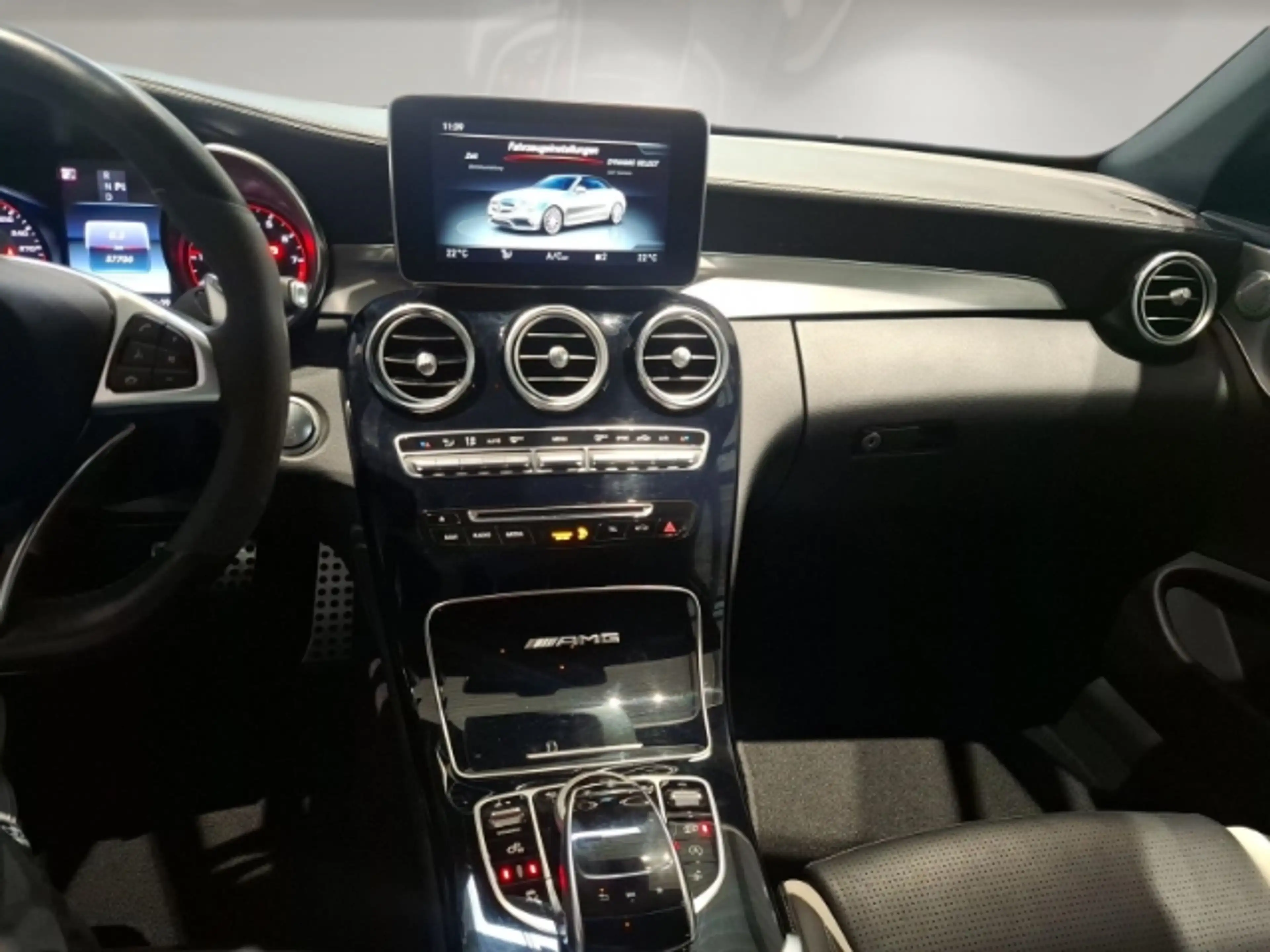 Mercedes-Benz C 63 AMG S Cabrio *BURMESTER*NAVI*360 Kamera — photo 9