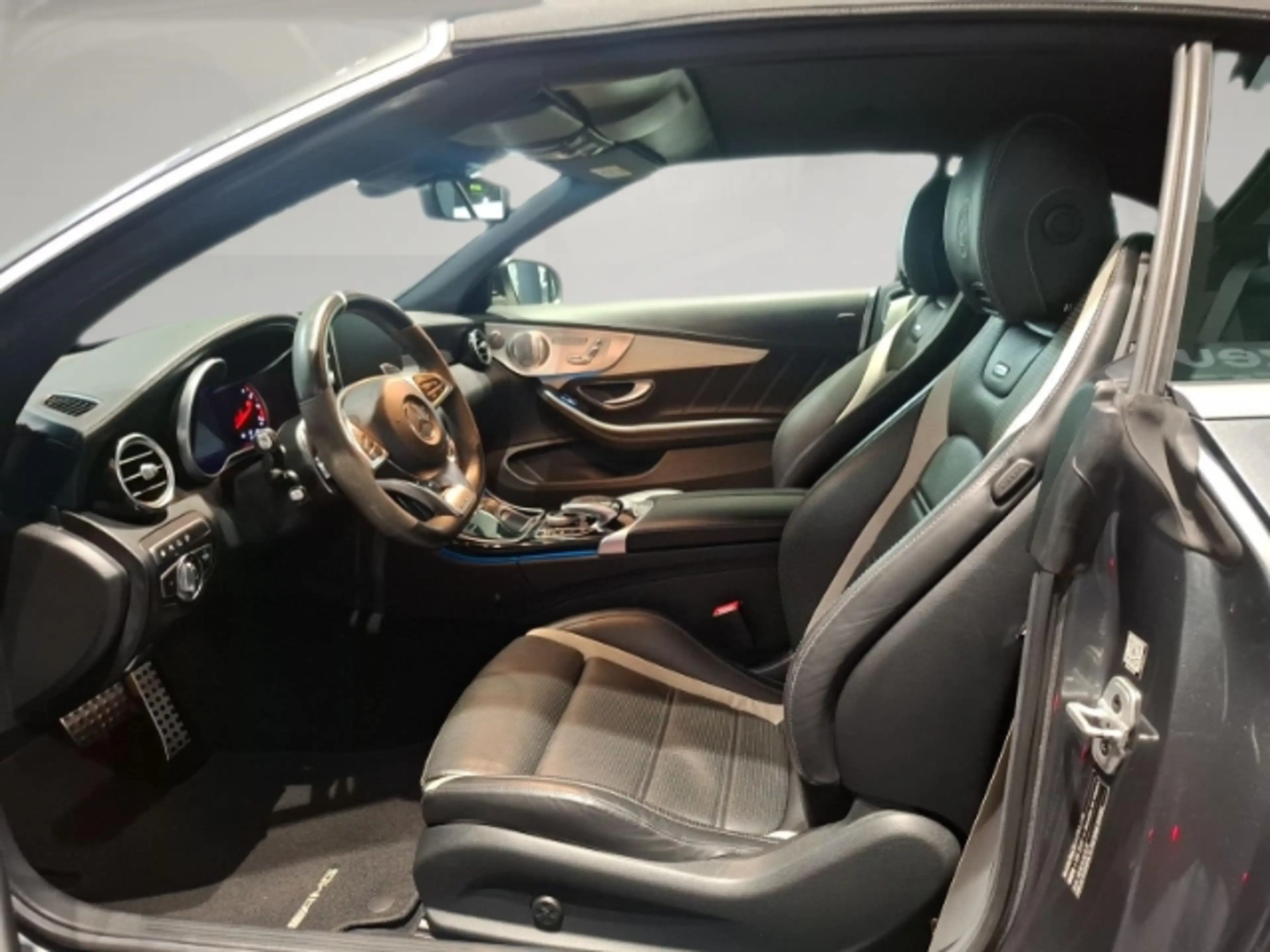 Mercedes-Benz C 63 AMG S Cabrio *BURMESTER*NAVI*360 Kamera — photo 7