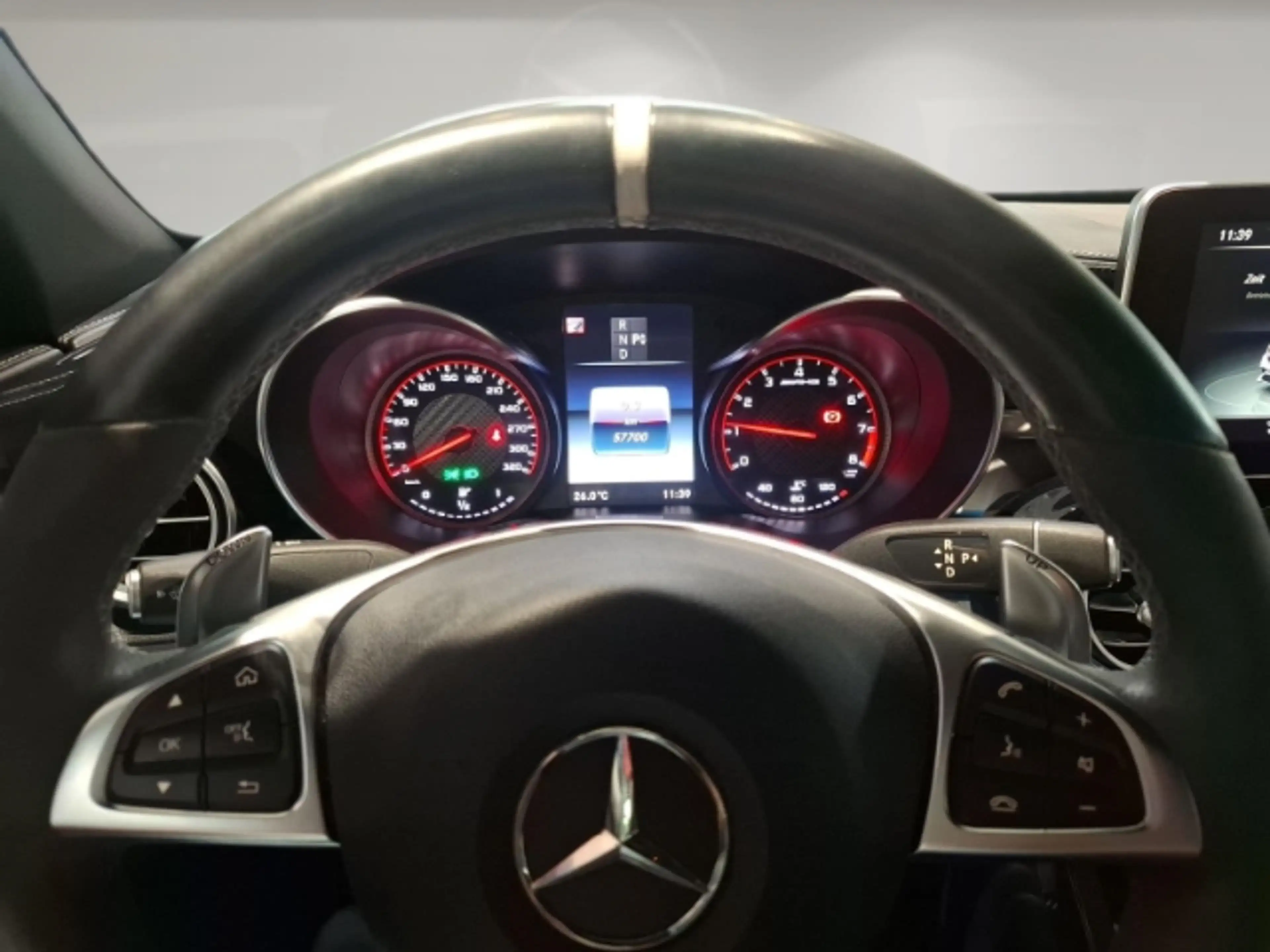 Mercedes-Benz C 63 AMG S Cabrio *BURMESTER*NAVI*360 Kamera — photo 8