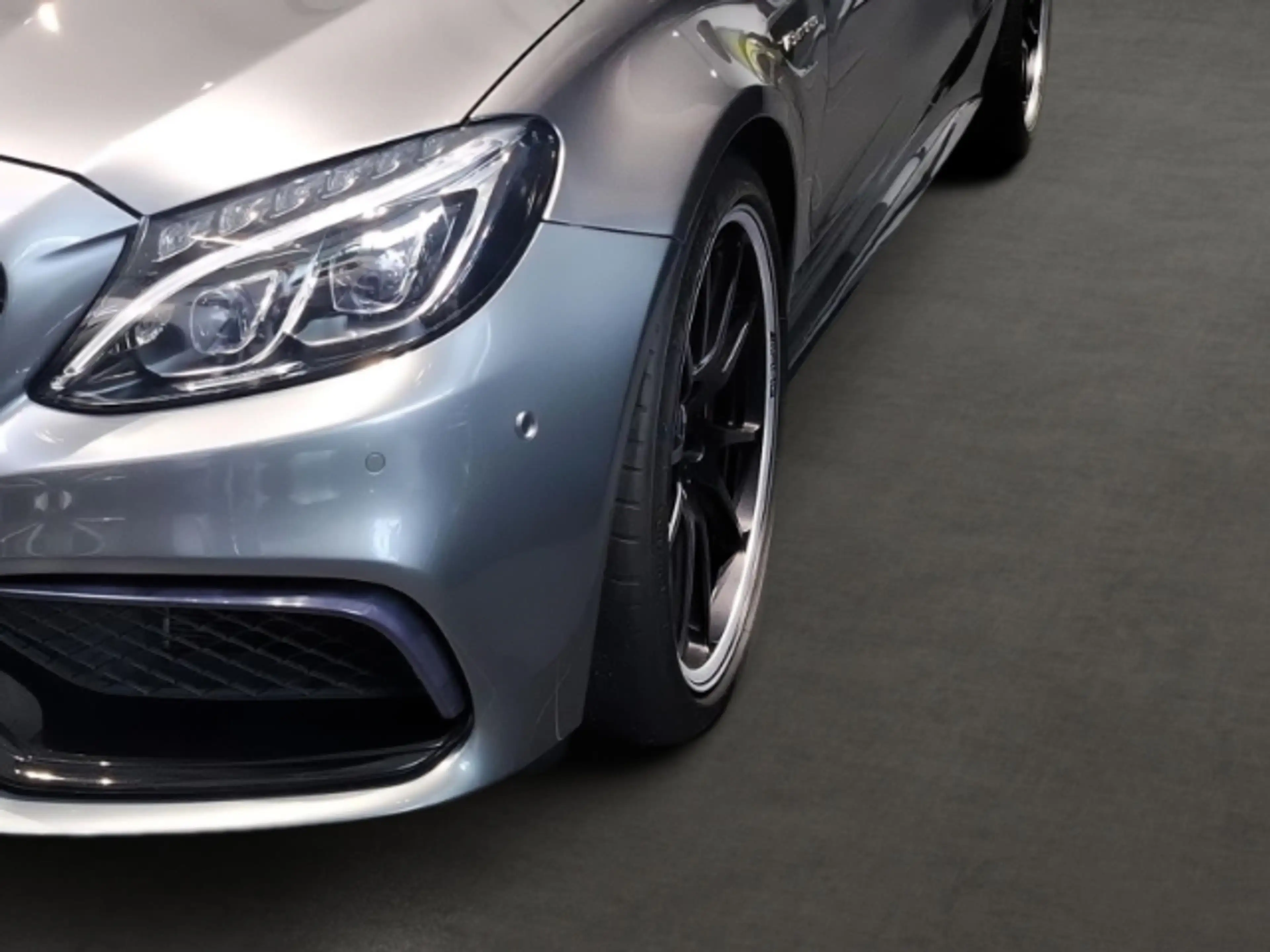 Mercedes-Benz C 63 AMG S Cabrio *BURMESTER*NAVI*360 Kamera — photo 6