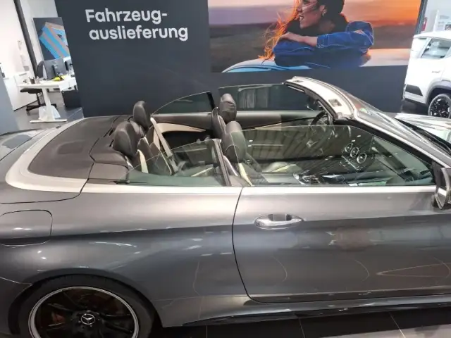 Mercedes-Benz C-Class view 16