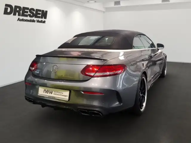 Mercedes-Benz C 63 Amg view 3