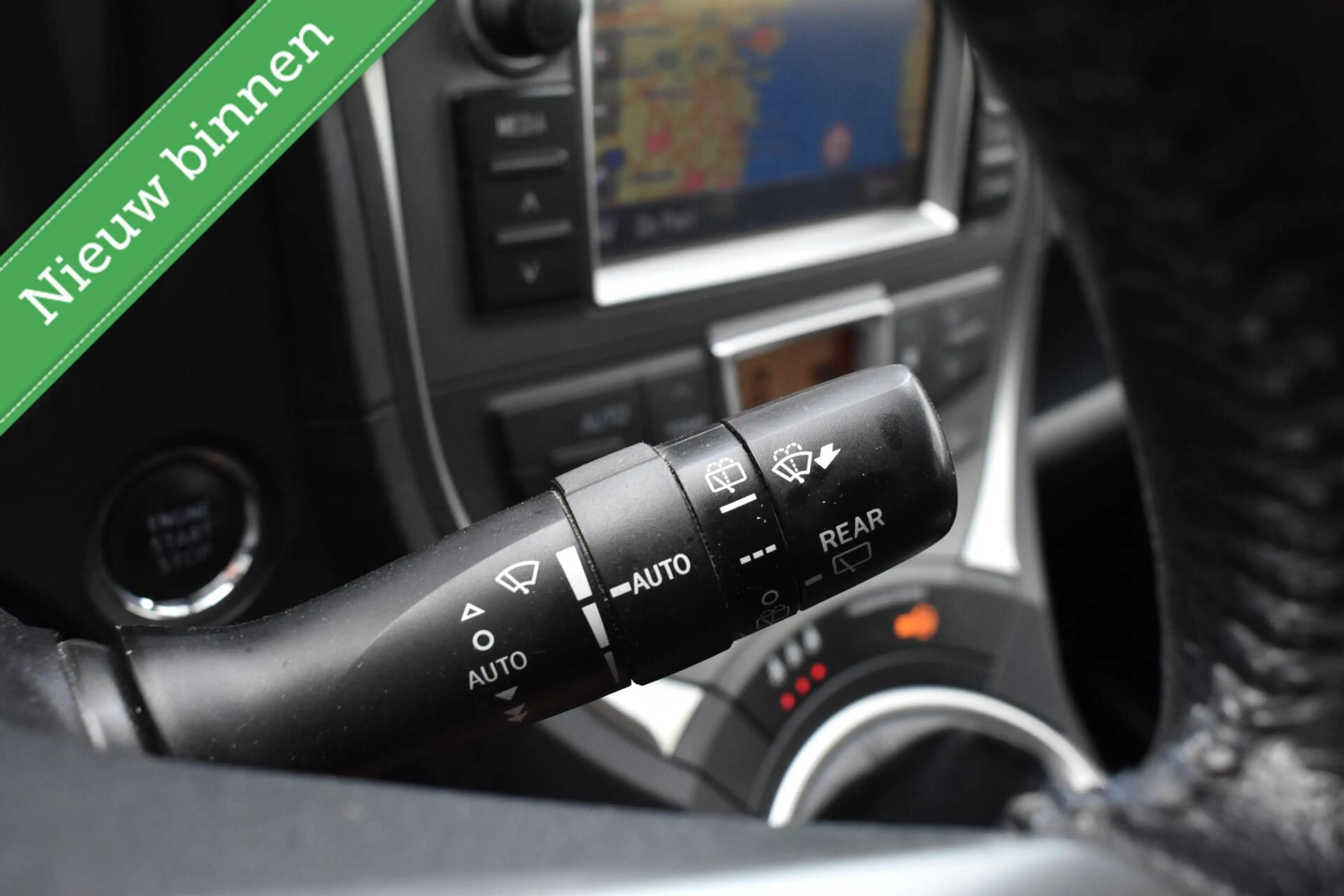 Toyota Verso-S 1.3 VVT-i NAVIGATIE/CAMERA/PDC/CLIMA/ETC.! — photo 9