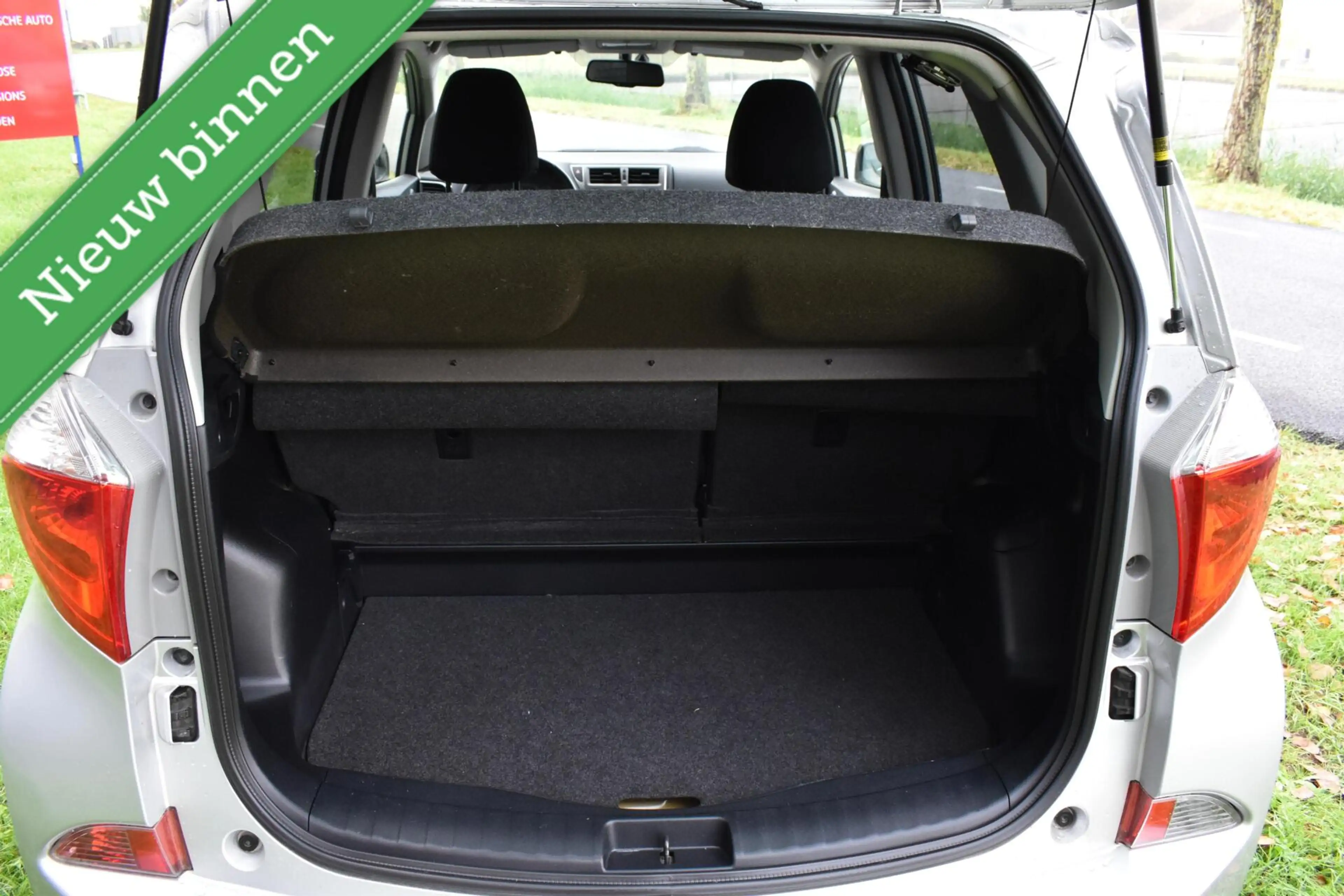 Toyota Verso-S 1.3 VVT-i NAVIGATIE/CAMERA/PDC/CLIMA/ETC.! — photo 23
