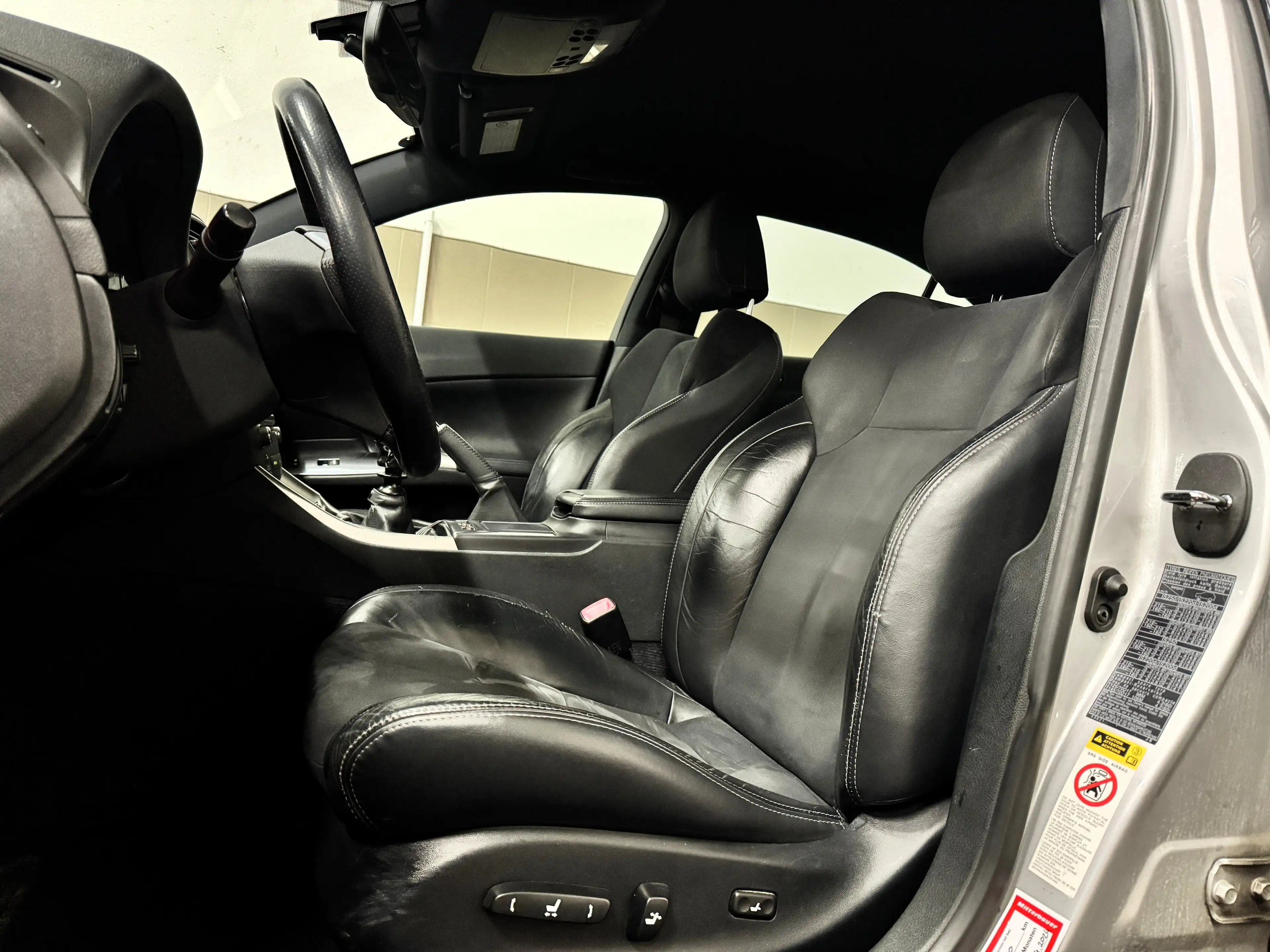 Lexus IS 200 IS200D F-Sport/Standheizung/PDC/SHZ/Tempomat/Klima — photo 15