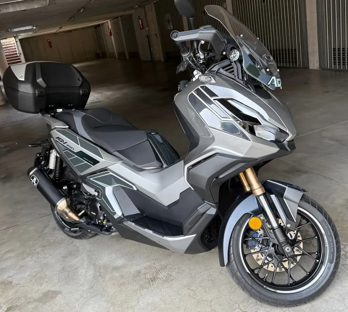 Honda ADV 350 Smart Top Box 2023 Argento - 1