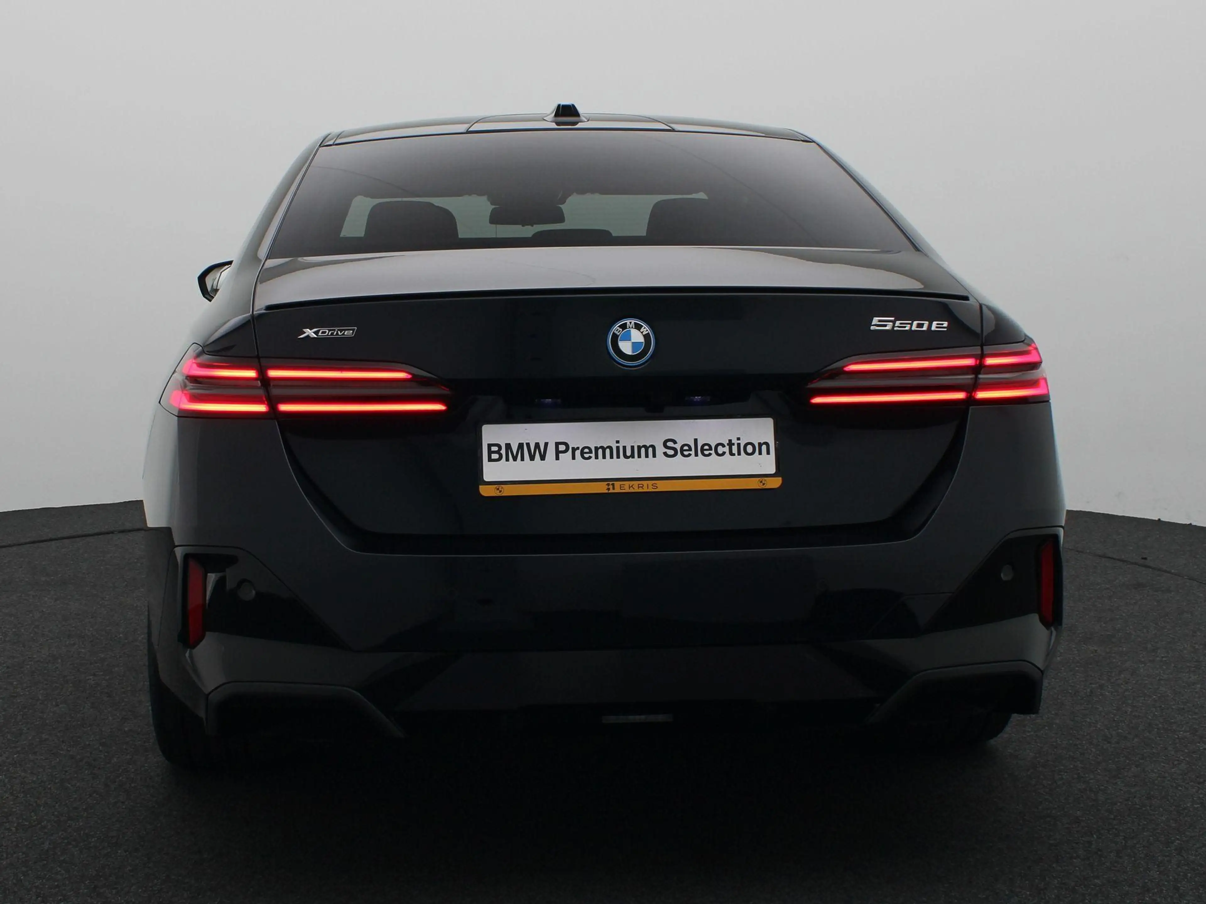BMW 550 5 Serie Sedan 550e xDrive M Sportpakket Pro | Inno — photo 5