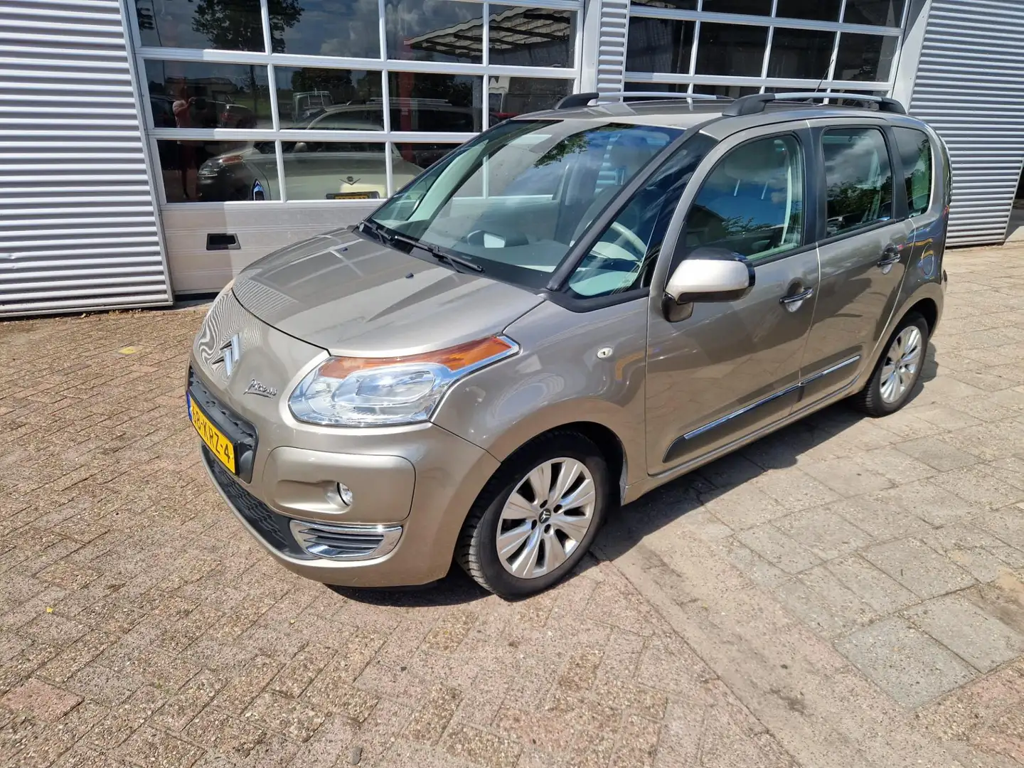 Citroen C3 Picasso 1.4 VTi LPG G3 Beige - 2