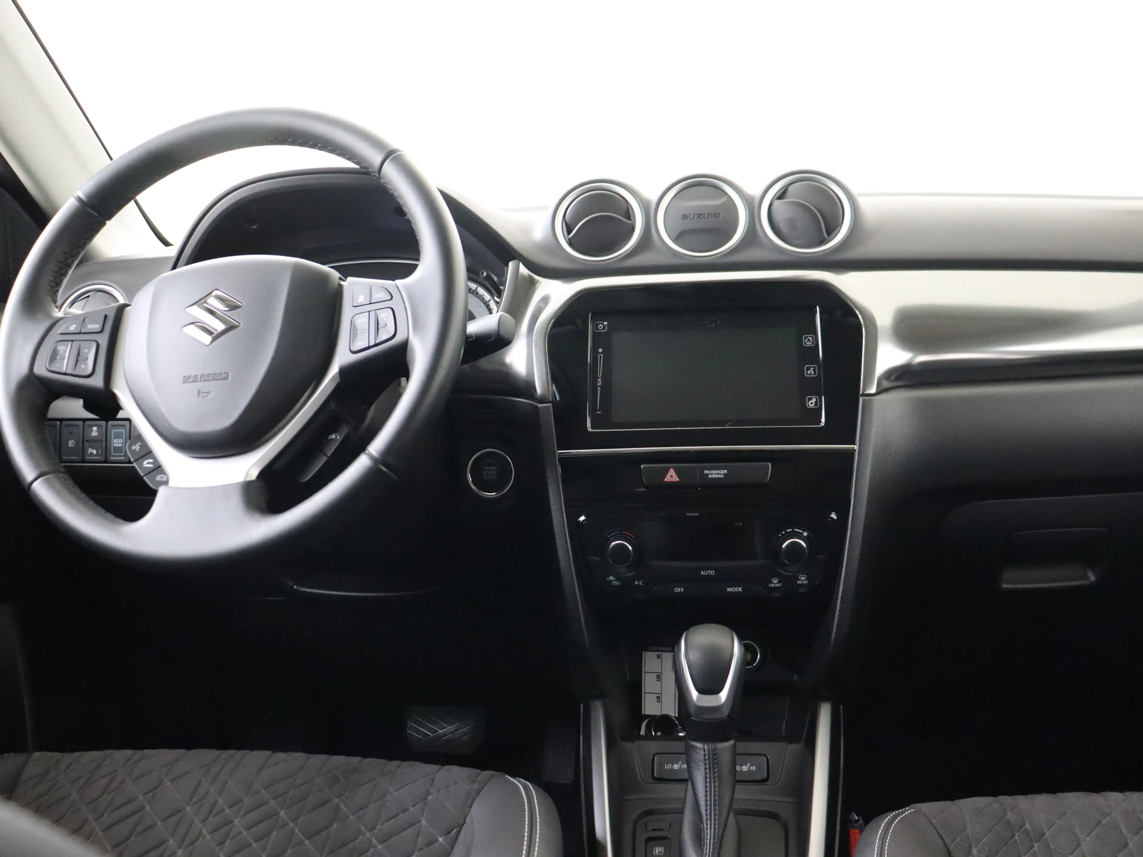 Suzuki Vitara 1.5 Hybrid Style | NL dealeronderhouden | Dodehoek — photo 4