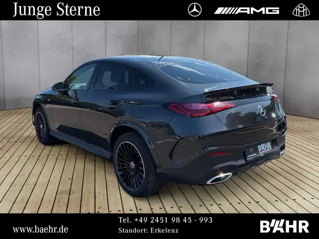 Mercedes-Benz GLC view 3