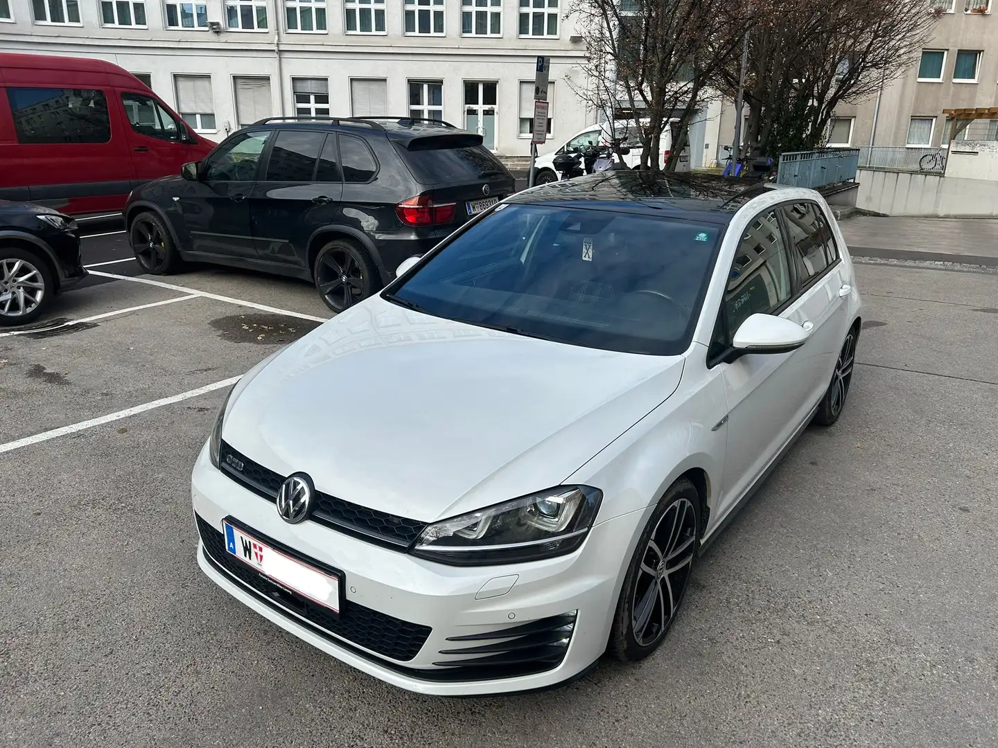 Volkswagen Golf GTD 2,0 TDI DSG Weiß - 1