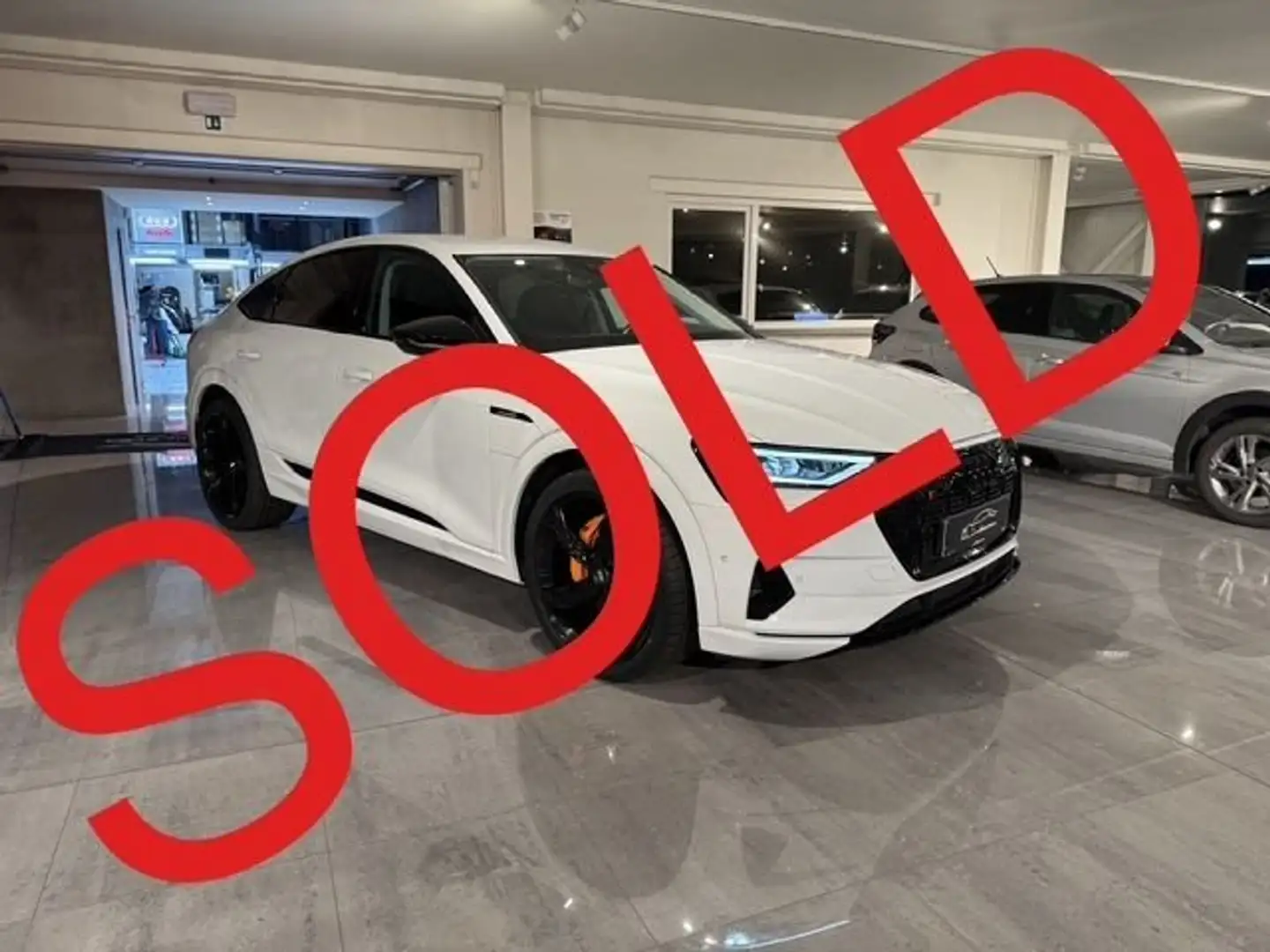 Audi Q8 e-tron SOLD BIJ GARAGE VRIENS YVES BV!!!!! - 1